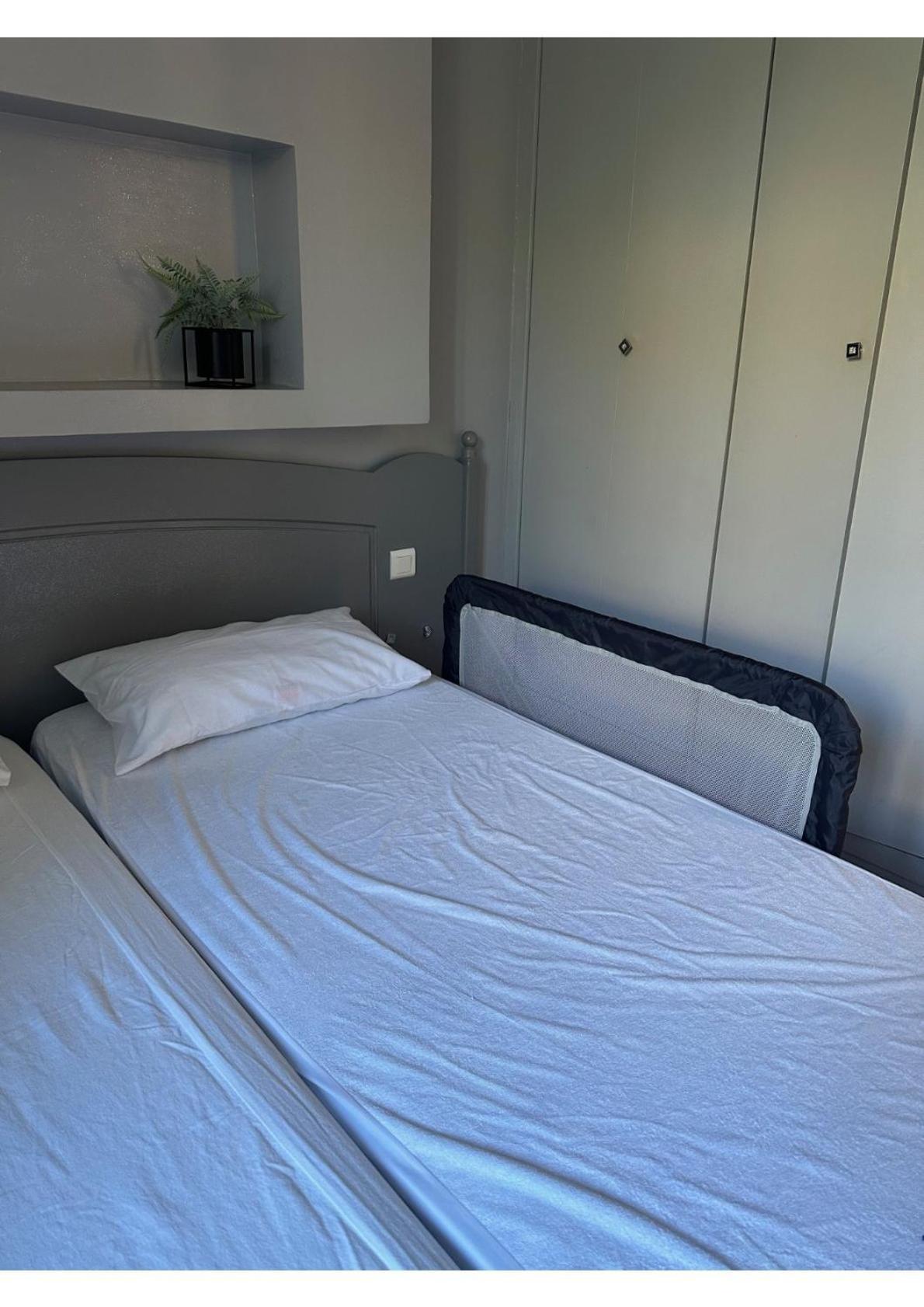 Lou Karo - Piscine Partagee - Parking Prive Villa Gordes Bagian luar foto